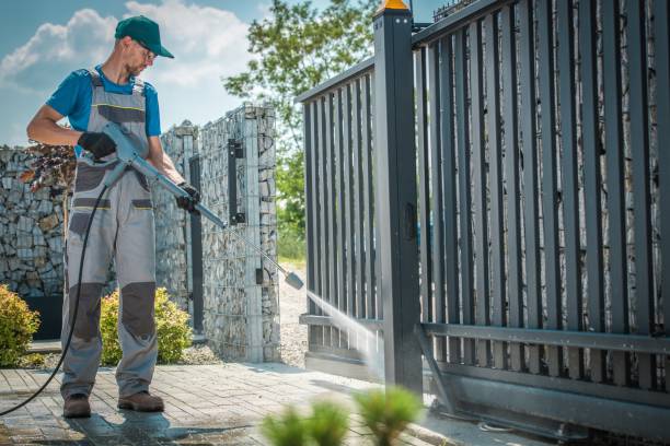 Best Graffiti Removal  in Spooner, WI